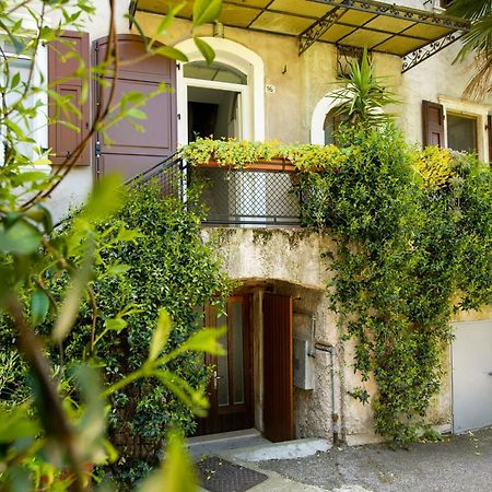 Casa Alla Grotta - Happy Rentals Arco Εξωτερικό φωτογραφία